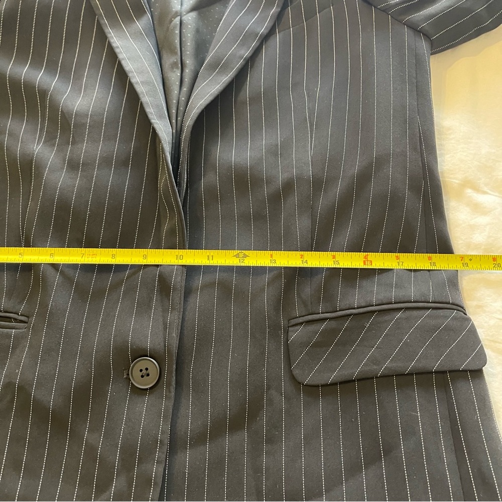 Express One Button Blazer - Picture 11 of 15